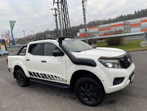 Nissan Navara - 2