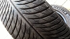 2 ks ZIMNÉ 245/45 r18 100V XL MICHELIN dezé cca 6 mm r. 2019 - 2