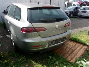 ALFA ROMEO 159 2.2 BENZÍN + 2,4 JTD - 2