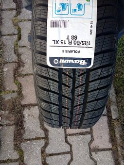 Škoda Rapid,Fabia 15"185/60 R15 XL zimná sada - 2