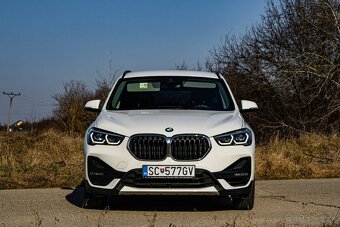 BMW X1 xDrive 20i A/T 2021 - 2