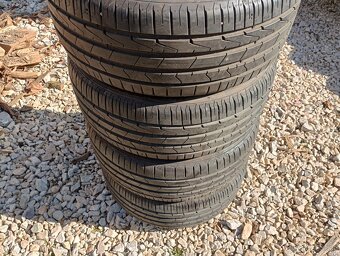 Predam 4ks pneu 195/45/r16 letne 84H Hankook - 2