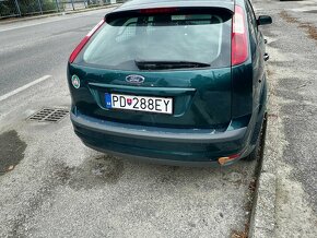 Ford focus 1.4  2007 benzin - cena 400e v celku - 2