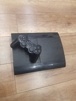 PlayStation 3 + Ovládač + HRA - 2