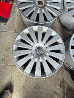 Predám elektróny 5x112r17 originál VW GROUP - MACAU- - 2