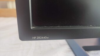 HP ZR 2440W - 2