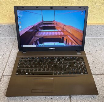 Terra Mobile / i3-4100M / 8GB RAM / 256GB SSD / 15.6" - 2