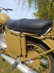 JAWA 250 559 - 2