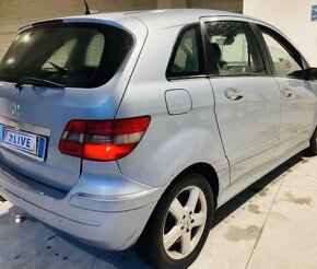 Mercedes-Benz B200CDI - 2