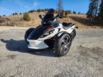 Predam vymenim trojkolku Can Am Spyder RSS 1000 - 2