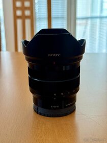 SONY 10-18mm F/4 OSS - Top stav - 2