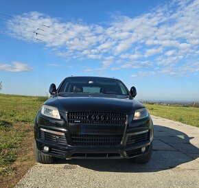 Audi Q7 4.2TDI Panorama Bose r20" - 2