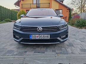 VW Passat B8 Alltrack Variant Combi 2.0 TDI - 2