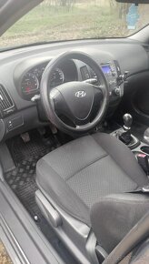 Hyundai i30, 1,4 l kombi - 2