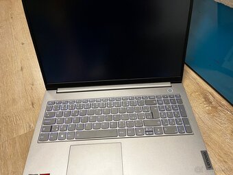 Lenovo ThinkBook - 2