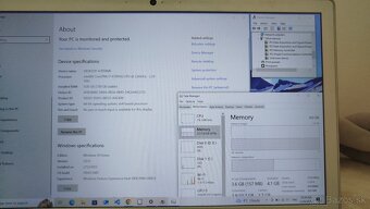 Lenovo 17,3"  IdeaPad 700 - 2