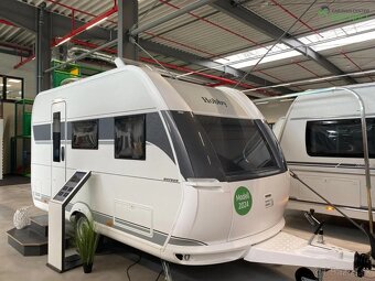 Súprava BMW X3 F25 3.0d 4x4 + Karavan Hobby 390SF ONTOUR - 2