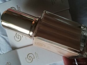 Krycí krém Giordani Gold Eternal Glow SPF 25..bežná cena 24e - 2