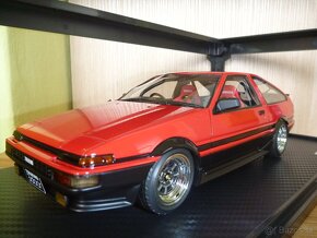 modely 1:18 - Toyota Sprinter ,Toyota Soarer - 2