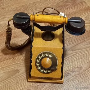 Tesla telefon - 2