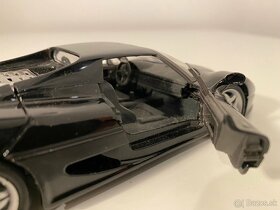 Model auta Ferrari F50. - 2