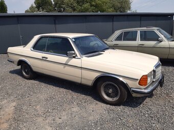 Mercedes Benz w123 coupe 230 - 2