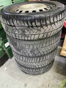 Zimne pneu na diskoch 205/60 r16 - 2