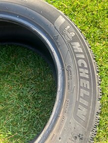 :/: Zimne pneu Michelin alpin 6 215/55 R16 - 2