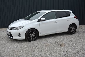 Toyota Auris 1.6 Valvematic, SR voz, servisná história - 2