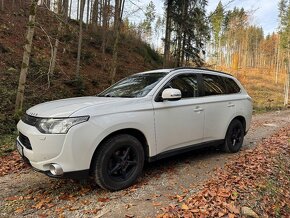 Predám,vymenim Mitsubishi Outlander 2.2 DI-D Intense A/T 4x4 - 2