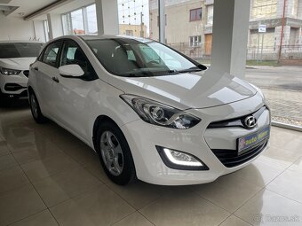 Hyundai i30 1.4 Benzín - 2