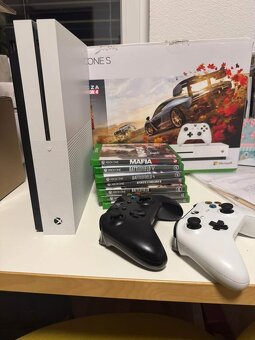 predám XBOX ONE S 1TB plus hry dva ovládače - 2