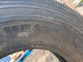 Pneu Michelin 11,R 22,5 - 2