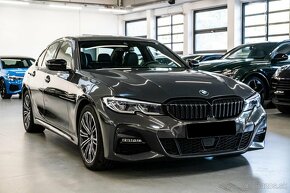 BMW 330i - 2