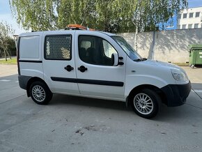 Fiat Doblo Cargo 2miestny + majaky 134t.km - 2