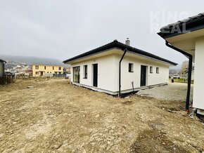 Bungalov Fintice, pri Prešove s pekným pozemkom - 2