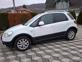 FIAT SEDICI 4x4 ,1.6 benzín,2011,88kw,69000km - 2