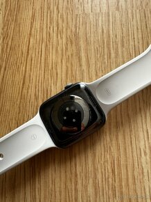 Apple watch 6 44mm cierne displej pokazeny - 2