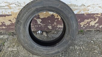 Predam pneumatiky 295/60 R22.5 - 2