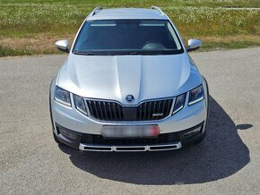 ŠKODA OCTAVIA COMBI SCOUT 2.0 TDI DSG 4x4 - 2