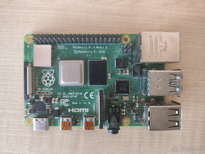 Raspberry Pi 4 (4 GB RAM) - 2