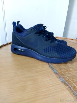 NIKE - 2