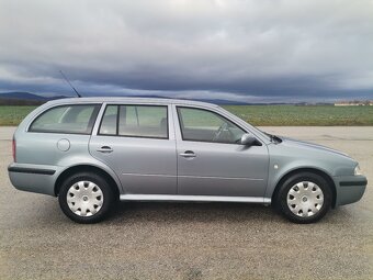 Škoda Octavia Combi 1.4 MPI 16v Drive - 2