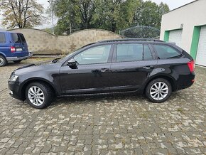 Škoda Octavia Combi 2.0 TDI M6 4x4 Style DVD Koža Ťažné R16 - 2