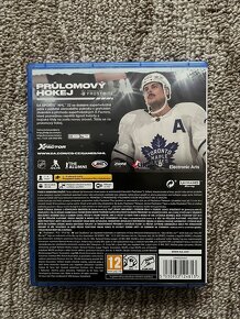 Predám NHL 22 na PS5 - 2