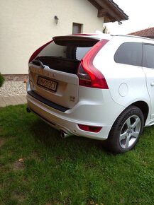 Volvo XC60 D5 2.4 AWD 158kw manuál r design - 2