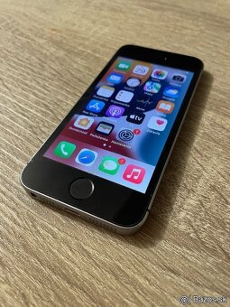 iPhone SE 2016 (1.generacia) 32GB Space Gray Super stav - 2