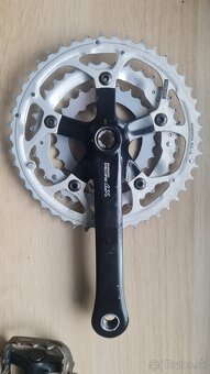 Shimano Deore LX M560 Kluky + originalne pedale - 2