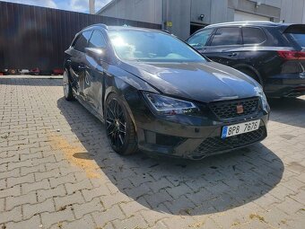 Rozpredam Seat Leon Cupra 5f 290 dsg - 2