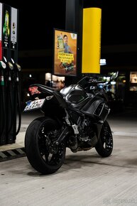 Kawasaki Ninja 650 - 2